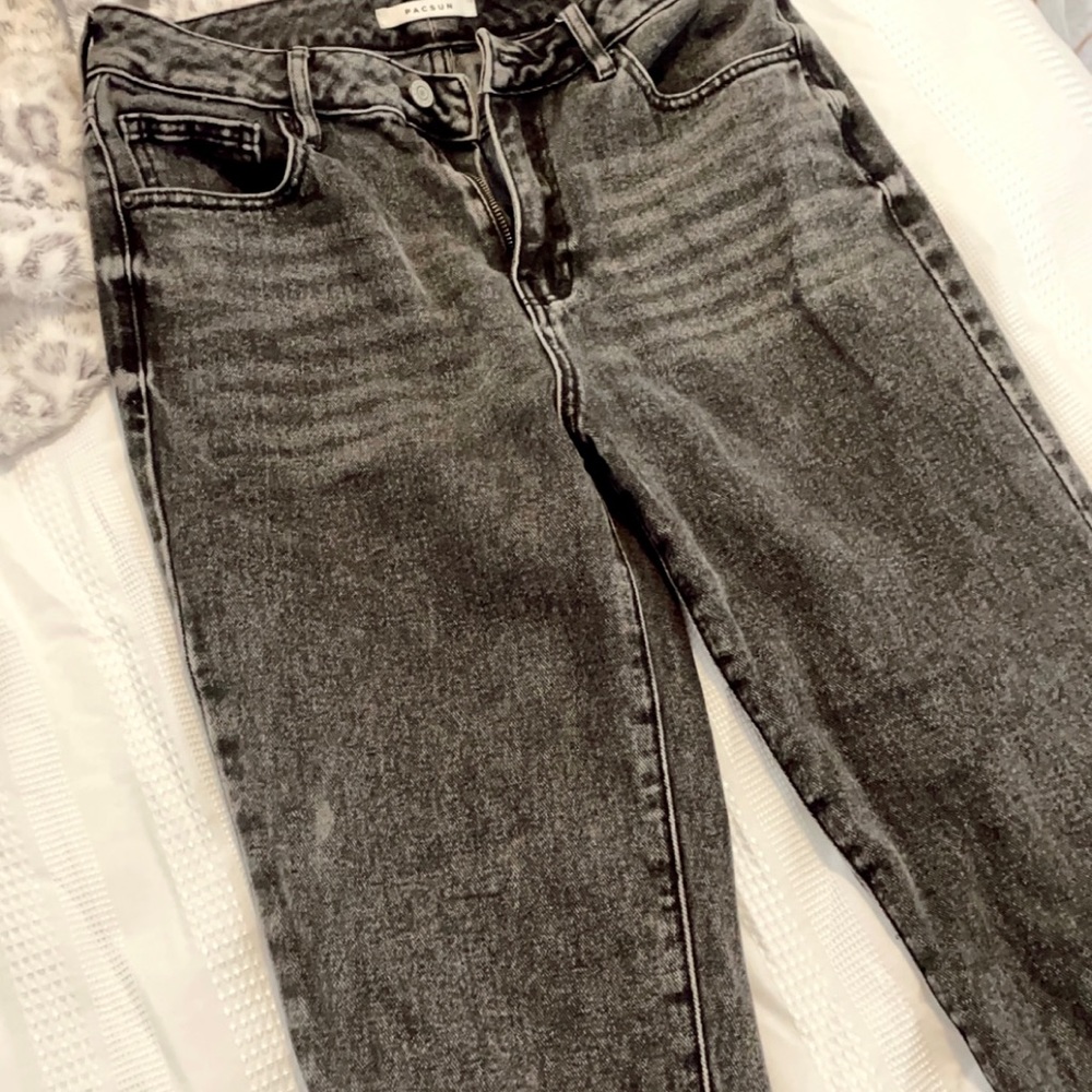 PacSun black mom jeans